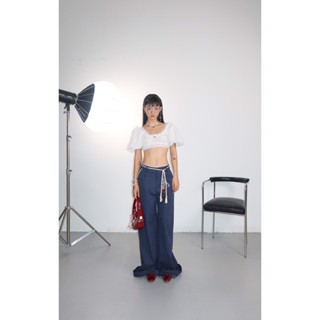 So Dópe.Club - Set áo croptop trắng tay phồng phối ren và quần ống rộng linen jeans xanh