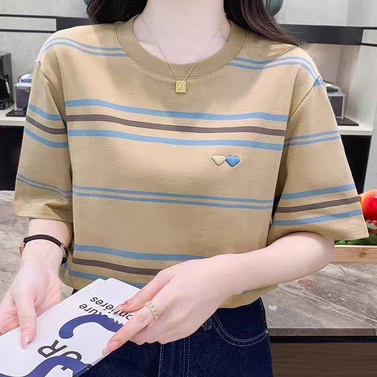 Áo thun ngắn tay sọc nữ 2024 Phong cách mới Phong cách Hồng Kông Retro sang trọng Top Mùa hè Nữ dáng rộng Quần áo giảm tuổi mùa hè