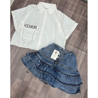 Set áo sơ mi phối dây xích và chân váy jean xoè tầng