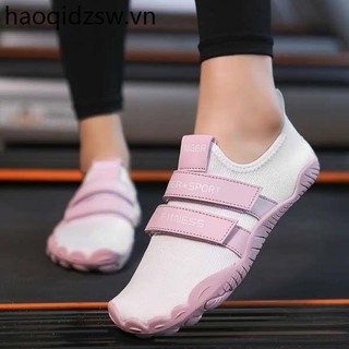 Giày Thể Thao Nữ Tập Gym Chuyên Dụng Nhẹ Đế Mềm Siêu Nhẹ Im Lặng Nhảy Dây Tập Yoga Chạy Squat Trong Nhà Giày Thể Dục