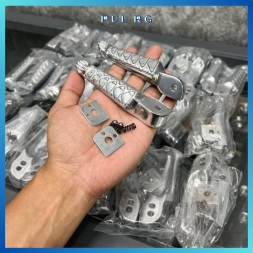 Gác chân takegawa nhôm Wave Sirius Vario Ex 135 Exciter 150 Dream Vision Future gác chân sau xe máy