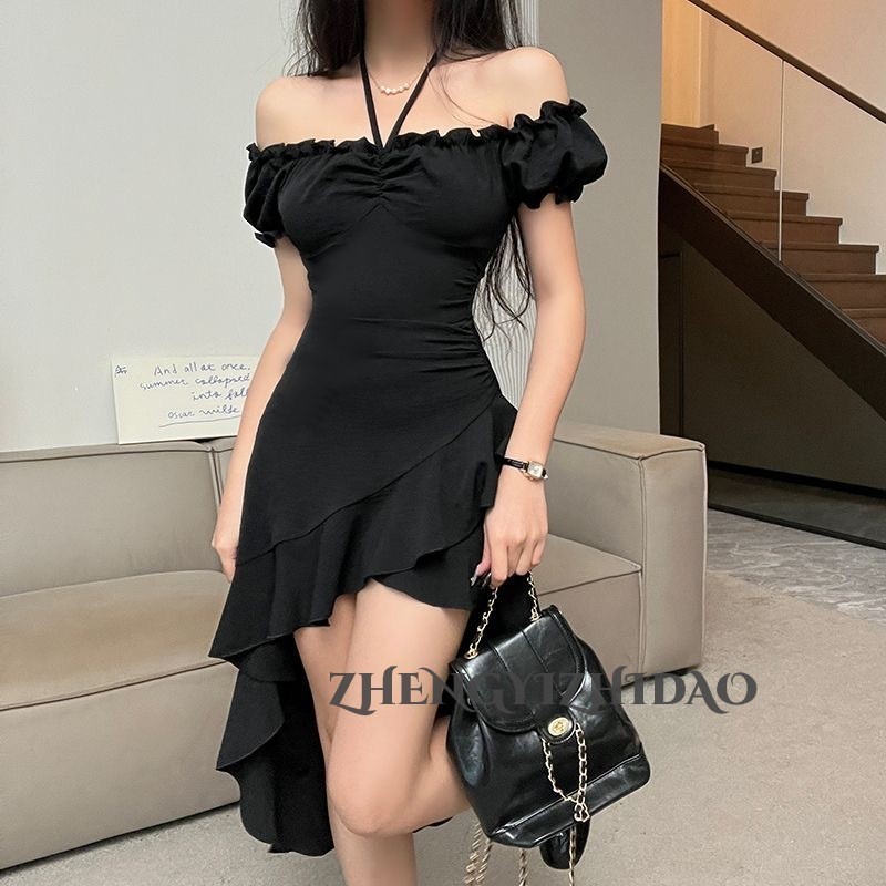 Zhengyizhidao Xã hội Pháp đen xù váy không đều nữ mùa hè mới thắt lưng một vai gợi cảm váy đen nhỏ