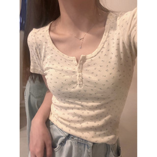 Mùa Hè Phong Cách Mới Cổ Chữ u Hoa Tay Ngắn Vai Ngắn Top Nữ Slim-fit Ôm Hơn Nhìn Đáy Tươi T V250220102