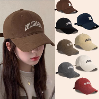 Mũ bóng chày thời trang sành điệu dành cho nam và nữ theo nhiều kiểu dáng khác nhau