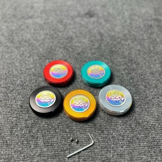 ￼nắp bình xăng nhôm cnc tặng tem titan và lục giác