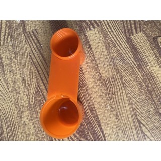Máng uống nước tự động nút chai cho chim, gà hàng Sài Gòn cóng C2