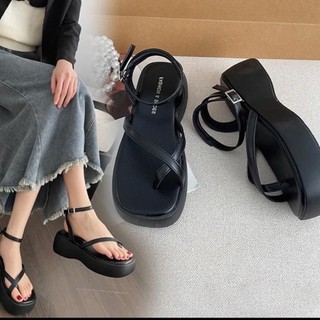 Giày sandal bánh mì đế 5cm kẹp ngón