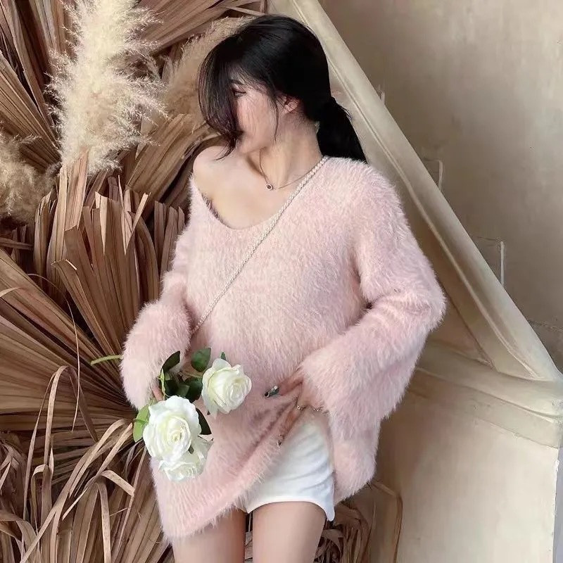 Áo len lông thỏ cổ chữ V trễ vai rộng rãi dài huy hiệu bán trực tiếp tại trung tâm mua sắmdệt kim | BigBuy360 - bigbuy360.vn