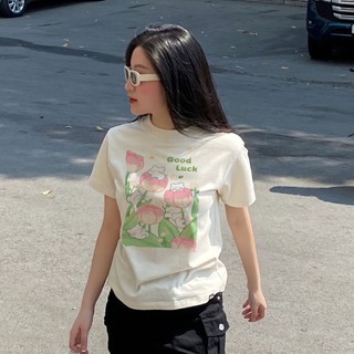 Áo baby tee nữ daalaa store in hình hoa good luck a51017
