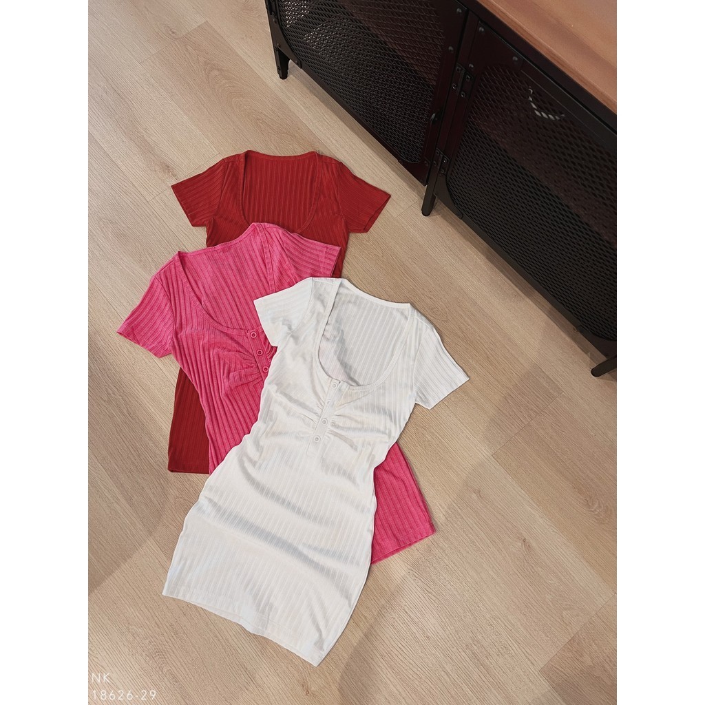 Đầm Body Gân Cổ U Nút Ngực