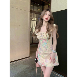 Váy cổ vuông xù hoa mùa hè Phong cách mới Hot Girl In hình Váy ngắn không tay ôm vừa vặn