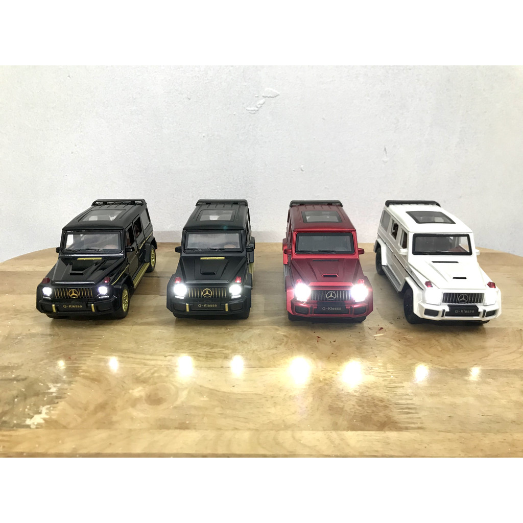 Mô hình xe Mercedes - Benz G63 AMG _ Tỷ lệ 1:32