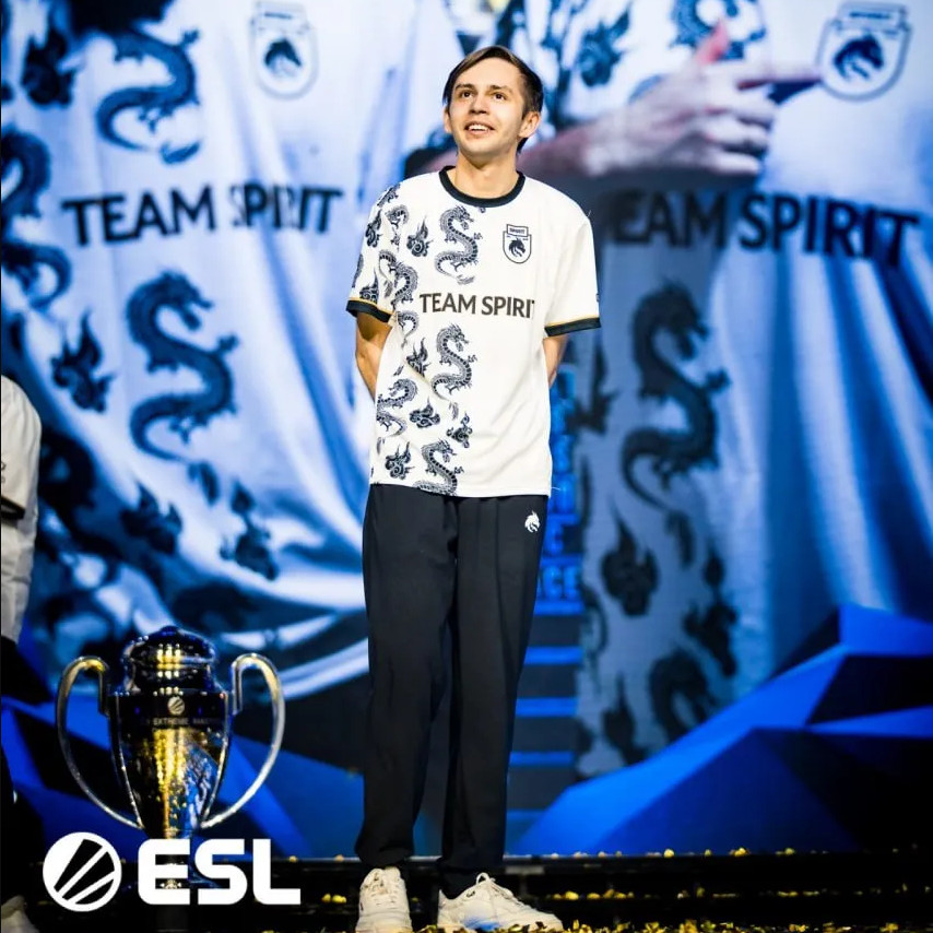 [Bán HẤP DẪN 2024] JERSEY của TEAM SPIRIT CHAMPION hoàn toàn mới, cùng áo sơ mi "DONK" Áo. Csgo / CS2 Gameing TEAM SPIRIT Esports Supporter Tee, Áo thun nam thăng hoa hoàn toàn mới nhất 2024