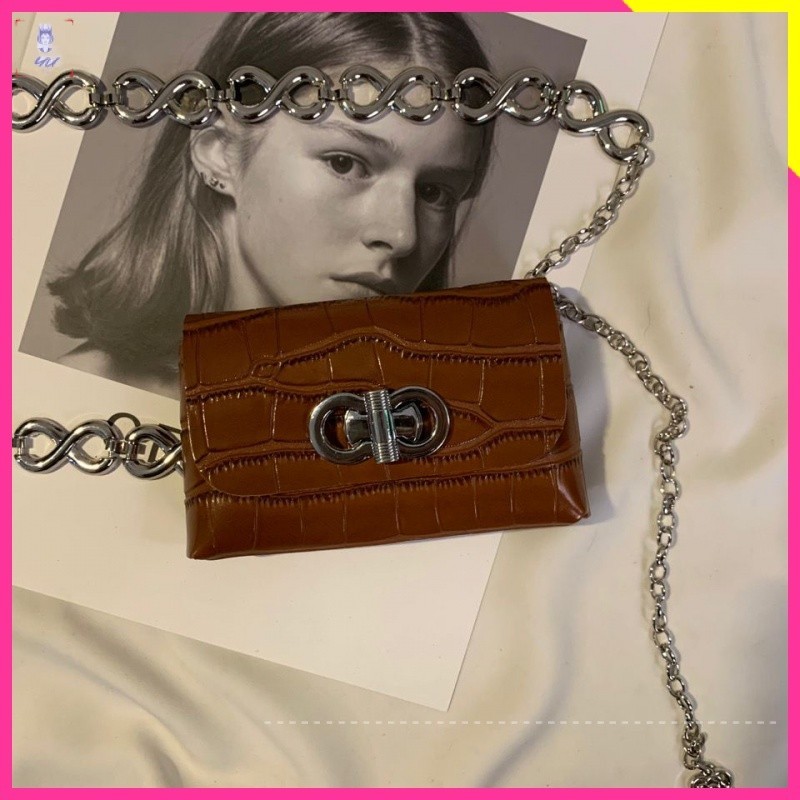 Thời Trang Túi Đeo Chéo Ngực mini Phối Dây Xích Thời Trang Xuân Hè 2021 Cao Cấp Cho Nữ