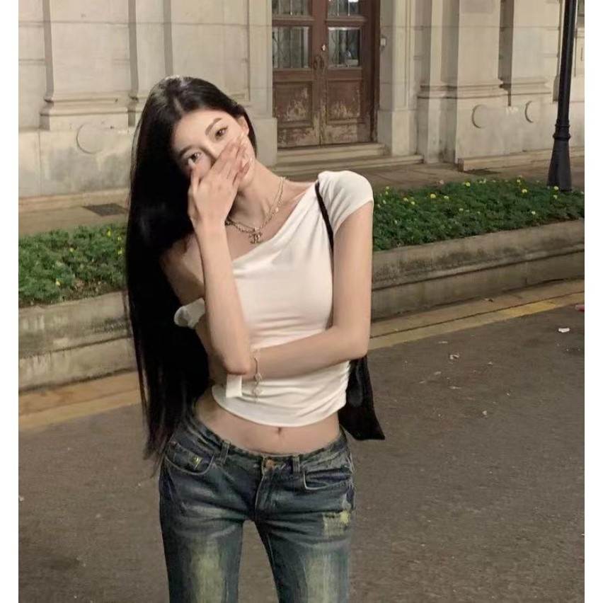 Áo Hai Dây Dáng Ngắn Hở Vai Có Khóa Gài Màu Bạc Thời Trang Cho Nữ