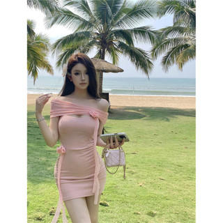 Liasynn Sweet Pure Desire Gợi Cảm Off-the-Shoulder Tube Top Pink Dress Nữ Một Vai Ngọt Cay Nẹp Váy Hông Một