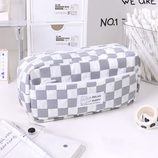 TÚI ĐỰNG BÚT CARO MÀU BE HAPPY LUCKY EVERYDAY JP2