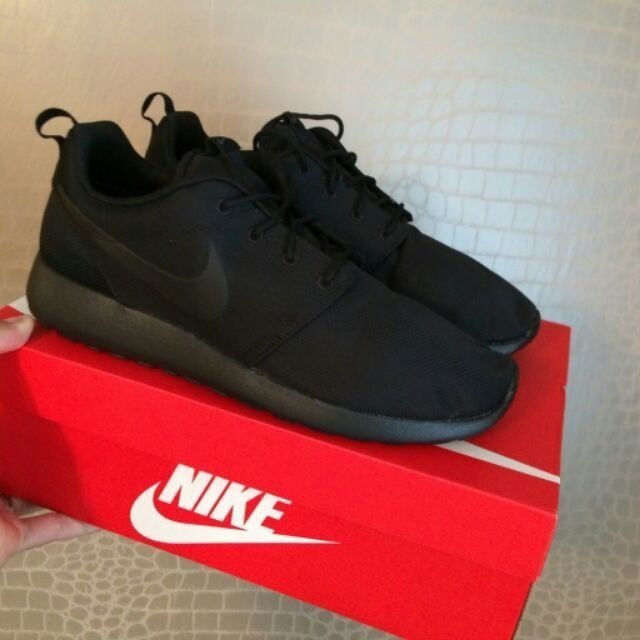 2024 ~ Nike Roshe RunTất cả màu đen