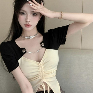 Áo thun tay ngắn cổ chữ V màu tương phản dành cho nữ Áo crop top dáng ôm không đều theo phong cách hot girl Mỹ mùa hè