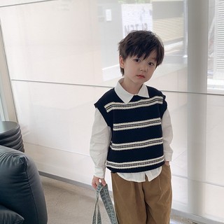 Áo gile len kẻ đen trắng