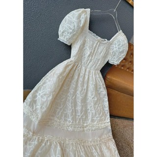Đầm maxi nude ren hoa tay bồng dây nơ ngực