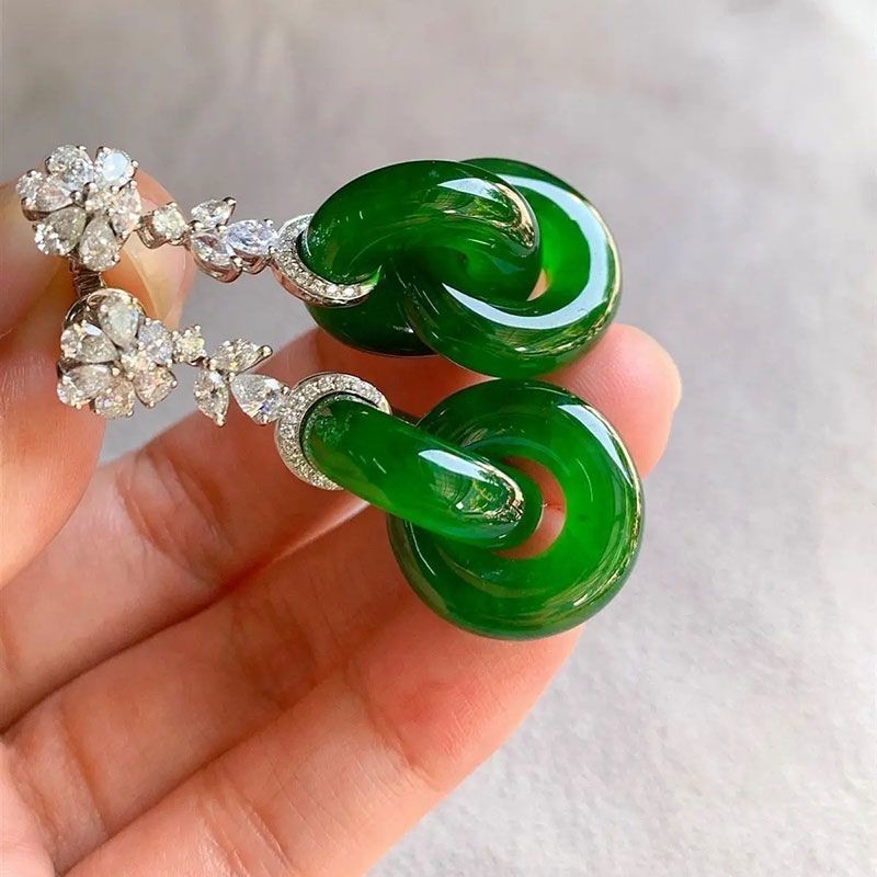 Bông tai phong cách Trung Hoa Đá tự nhiên Màu xanh lá cây đôi vòng khóa bông tai