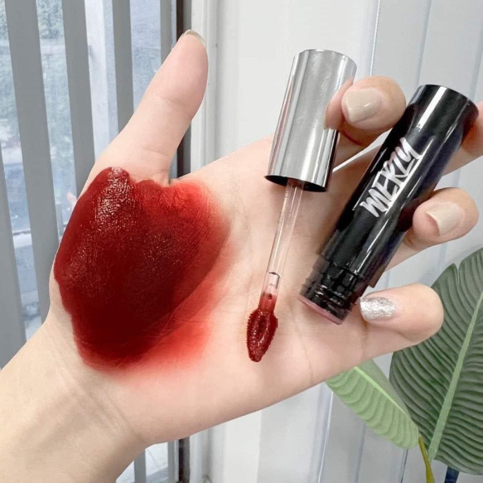 Son Kem Lì Mịn Môi Merzy Cyber Mellow Tint CM4