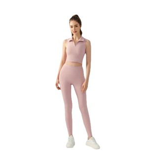 Một bộ vest ve áo nữ áo ngực yoga và quần dài lưng cao