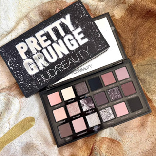 Bảng phấn mắt Huda Beauty 2023 Christmas Limited 18 màu Pretty Grunge