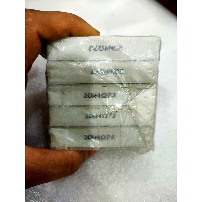 5 Điện trở sứ 4.7om 20W