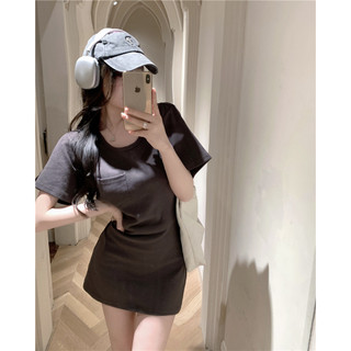 Váy ngắn tay cổ tròn cổ tròn màu trơn