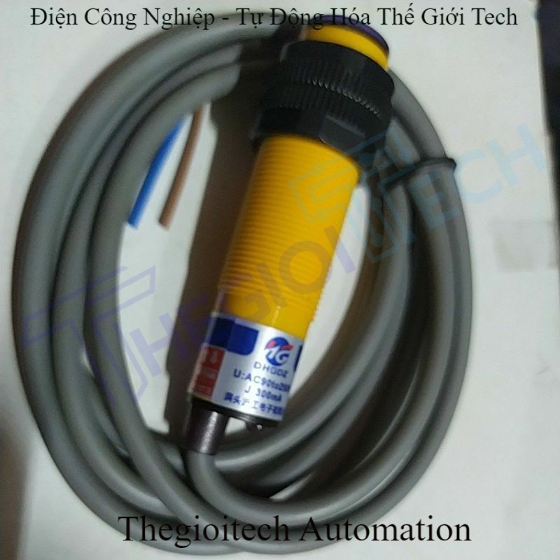 Cảm Biến Quang E3F-DS10Y1 | Điện Áp 90-250V | Phạm Vi Phát Hiện Chính Xác | Độ Bền Cao, Hoạt Động Ổn