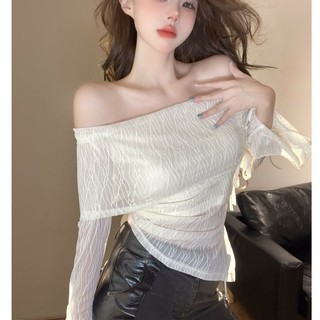 Áo thun dài tay phồng một cổ cay không đều mỏng chống nắng dành cho nữ