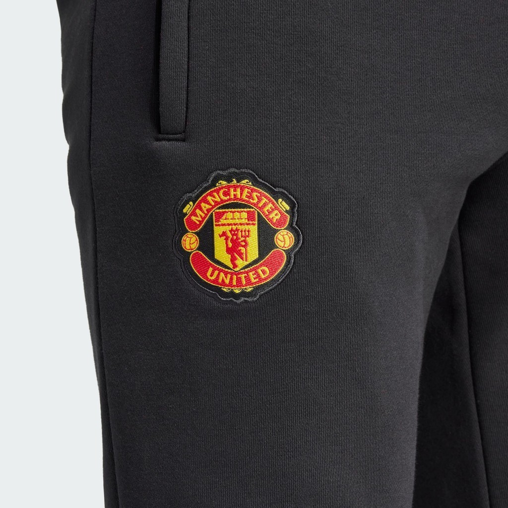 Adidas Bóng đá Quần Ba Lá Essentials Manchester United Nam Đen IK8709