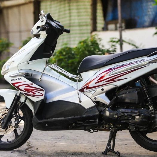Tem rời Airblade AB 110 mẫu lốc xoáy đỏ Thái cực chuẩn