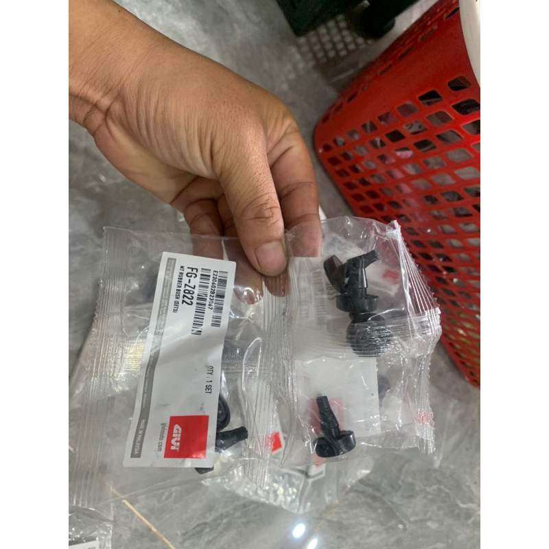 Nút Cao Su Giảm Chấn Đế Givi (MP60N, M7MN) & Baga Hông - Chống Rung Lắc, Hàng Chính Hãng.