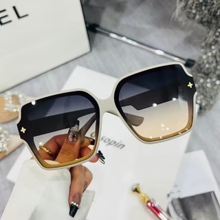 Kính mát mới retro vuông uv chặn kính mát nữ / nam ống kính chuyển màu