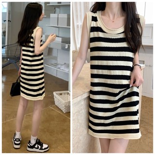 Xiao Pháp Retro Sọc Đầm Nữ Mùa Hè Phong Cách Mới Không Tay Nhỏ Rời Ôm Hơn Nhìn Dệt Kim HXGU