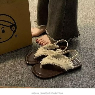 Sandal đế bằng phong cách La Mã thời trang mùa hè
