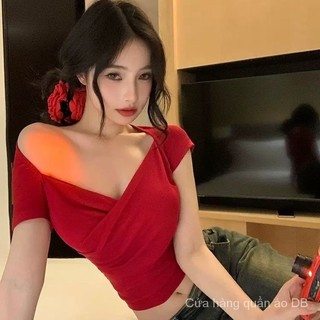 Áo Thun Nữ Hot Girl Đỏ Thanh Lịch Cổ Chữ V Tay Ngắn 2024 Mới Niche Gợi Cảm Eo Chặt Ngắn Top