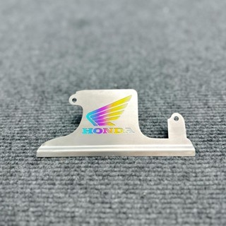 ￼CHE NẮP KÉT NƯỚC TITAN MẪU CÁNH CHIM GẮN VARIO 125 150 AB 2016-2020