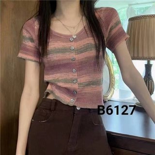 Áo thun ngắn tay dệt kim sọc cầu vồng đa năng dành cho nữ C & M
