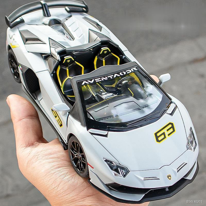 Mô hình ô tô  Lamborghini mui trần mô phỏng