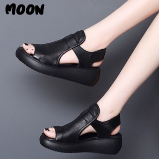 MOON dép sandal nữ giày sandal nữ dép đế cao thời trang Dễ dàng phối đồ Phối màu tinh tế Năng động Độc đáo FDL2430LY7 15Z240410