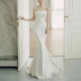 Váy cưới đơn giản kiểu Pháp không tay thời trang mới cô dâu bên bờ biển đám cưới váy trắng tuần trăng mật