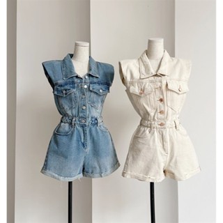 Jumpsuit jean ngắn sát nách COCOBEBE