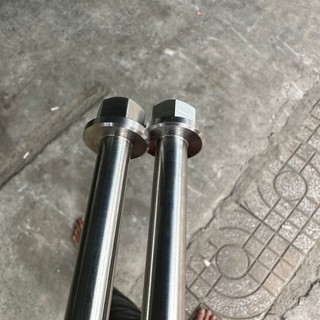Cốt bánh 1 đầu cnc nguyên khối inox304 cho các dòng xe