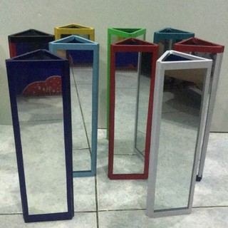 Kính kè cá la hán tam giác 35x10cm