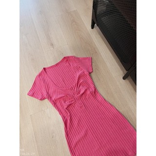 Đầm Body Gân Cổ U Nút Ngực