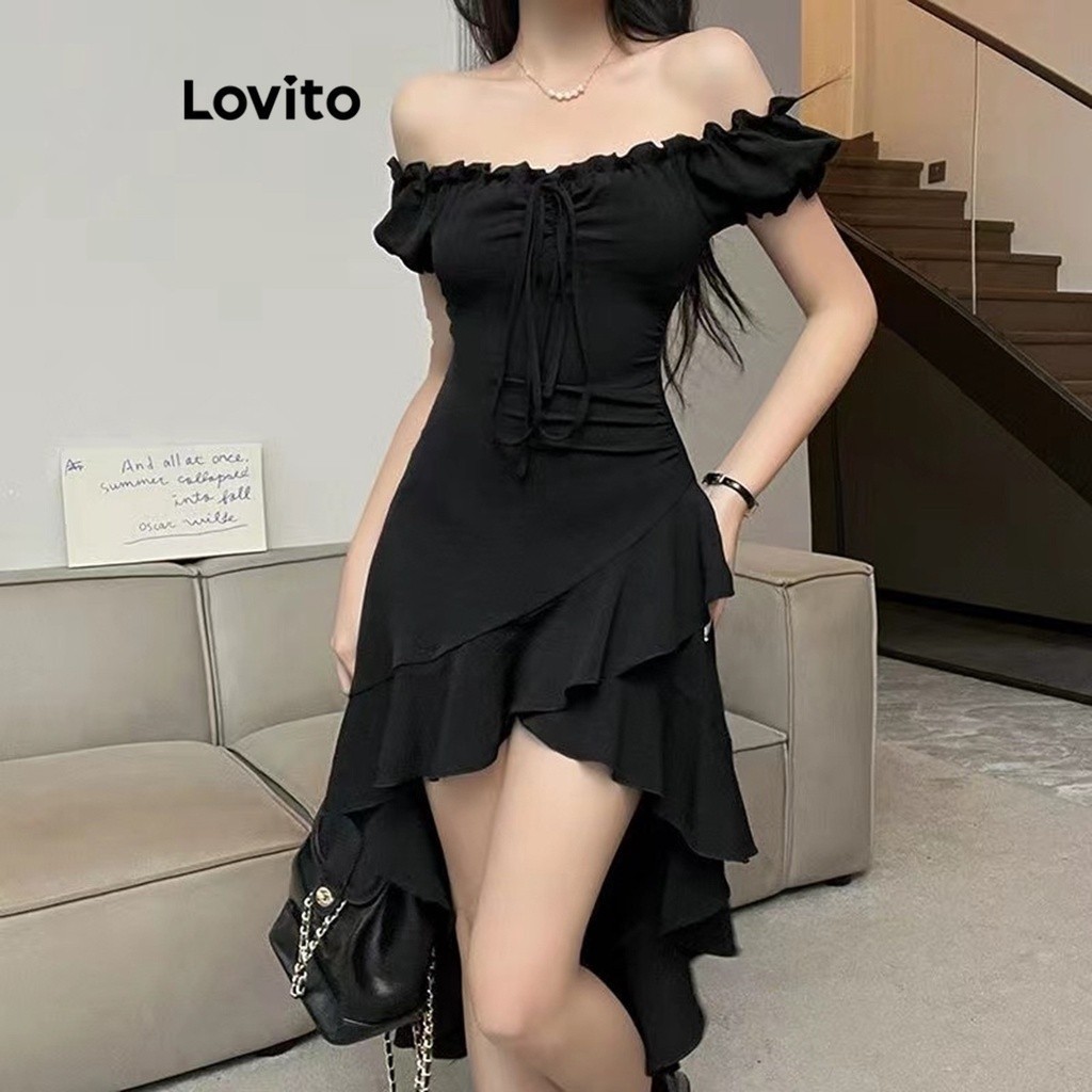 Đầm Lovito xẻ tà trước viền nhún bèo không đối xứng màu trơn thường ngày cho nữ LNE21271 (màu đen)